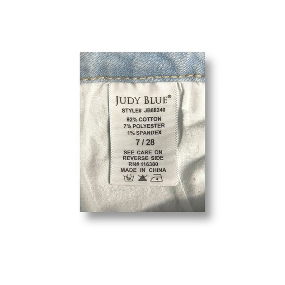 Judy Blue 7/28 Light Wash Capri Jeans Skinny Fit Stretch Denim Cropped Mid Rise - Picture 9 of 11